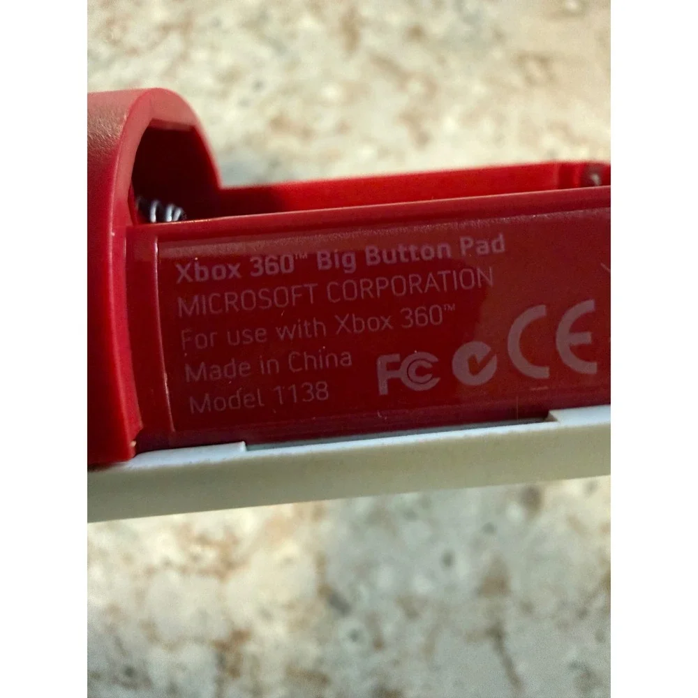 Microsoft Xbox 360 Big Button Pad Wireless Controller‎ Model 1138 White Red